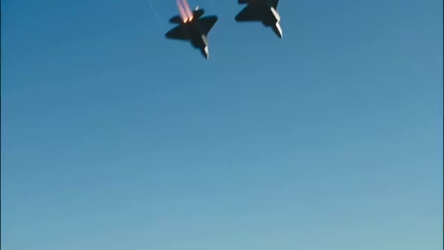 Cuplikan Jet F35 vs Sukhoi Rusia